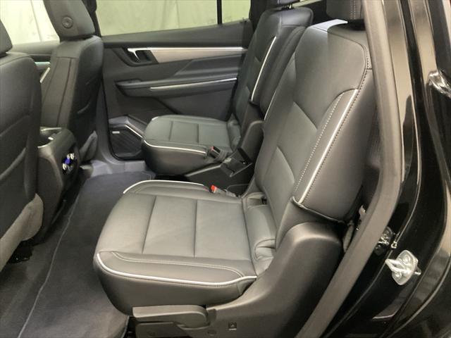 new 2025 Buick Enclave car