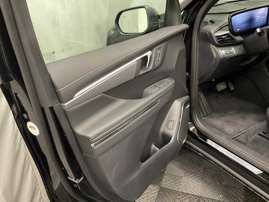 new 2025 Buick Enclave car, priced at $51,429