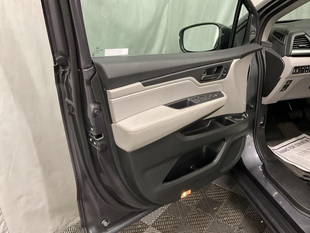 used 2023 Honda Odyssey car, priced at $34,181