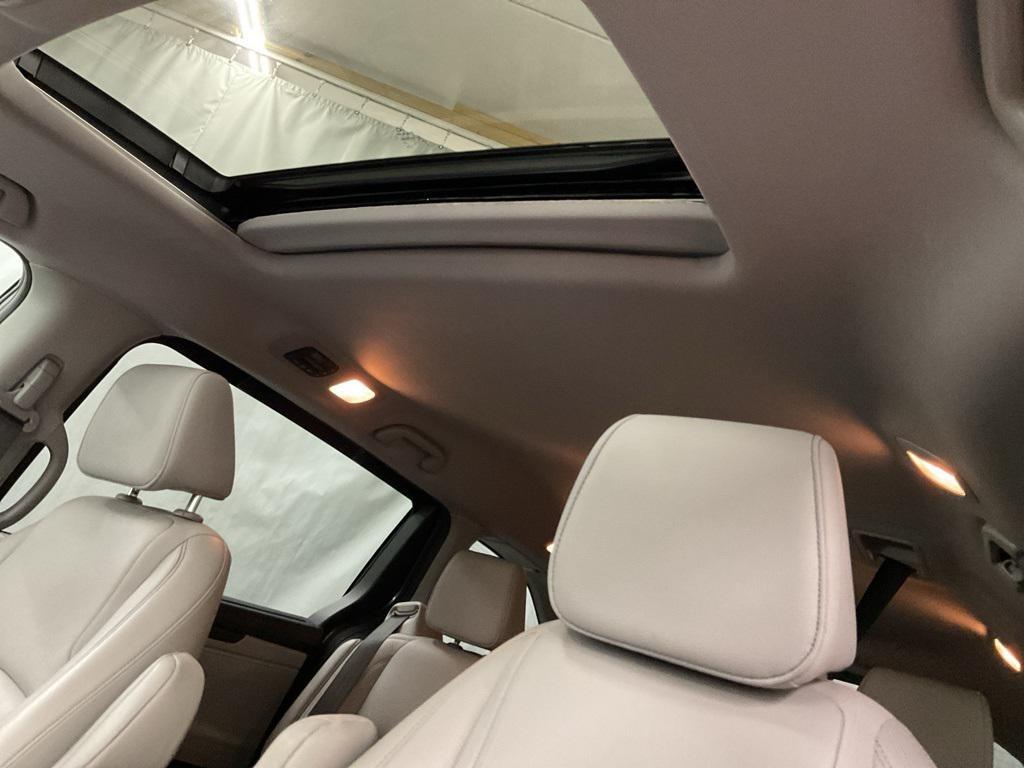 used 2023 Honda Odyssey car, priced at $34,181