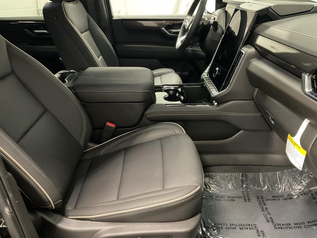 new 2025 GMC Yukon XL car, priced at $78,735