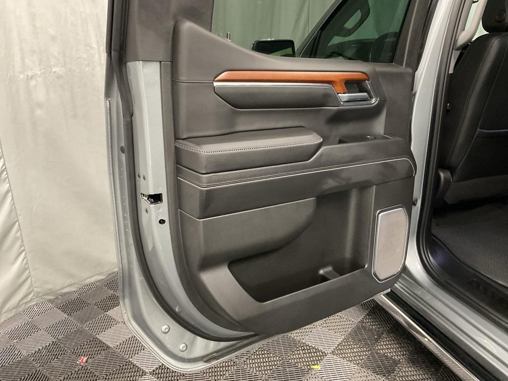 used 2023 GMC Sierra 1500 car, priced at $56,400