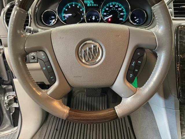 used 2014 Buick Enclave car, priced at $7,000