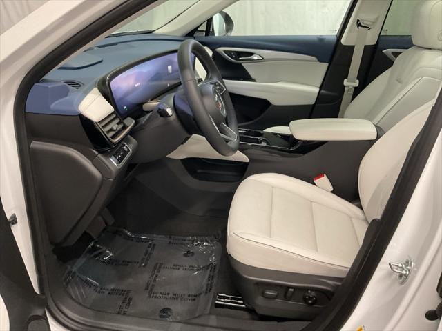 used 2025 Buick Envision car, priced at $42,800