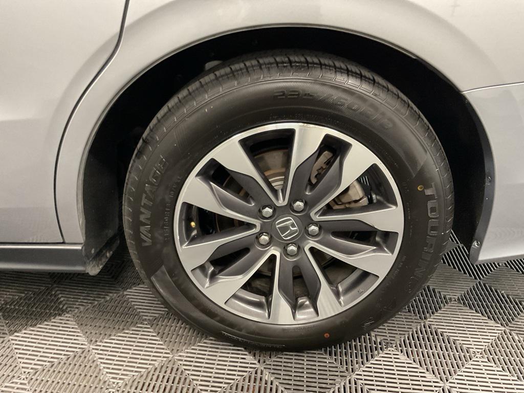 used 2024 Honda Odyssey car, priced at $37,181