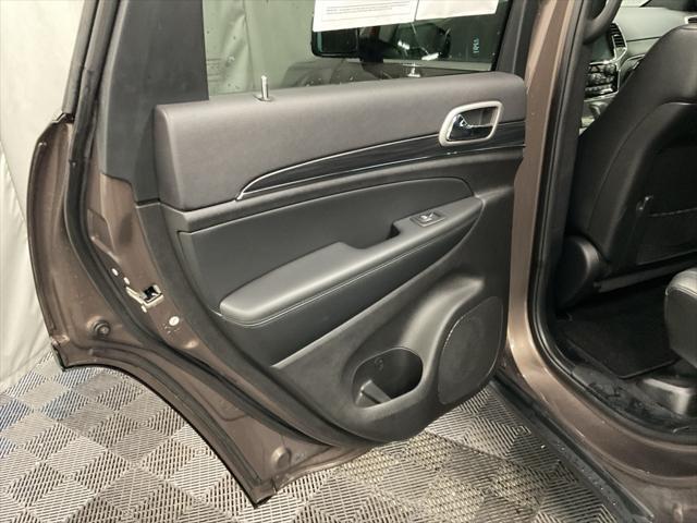 used 2021 Jeep Grand Cherokee car, priced at $28,400