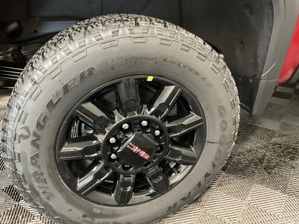 new 2025 GMC Sierra 2500 car, priced at $83,715
