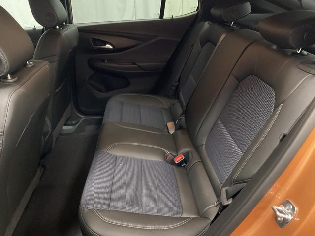 new 2025 Buick Envista car