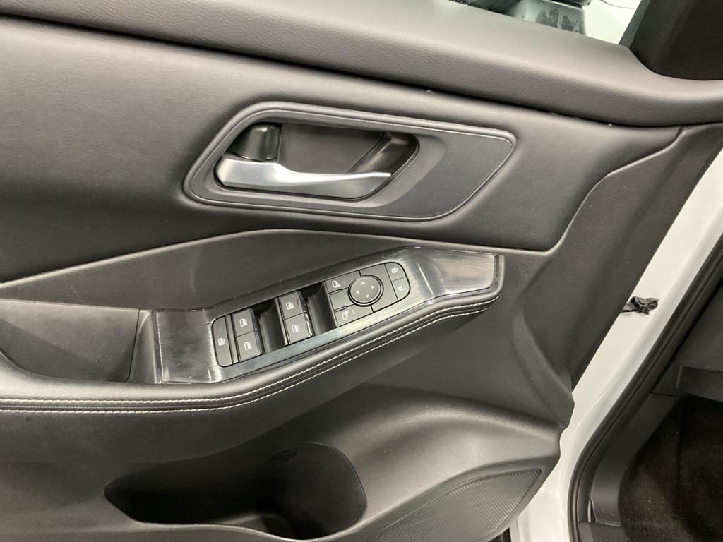 used 2024 Nissan Rogue car, priced at $23,507