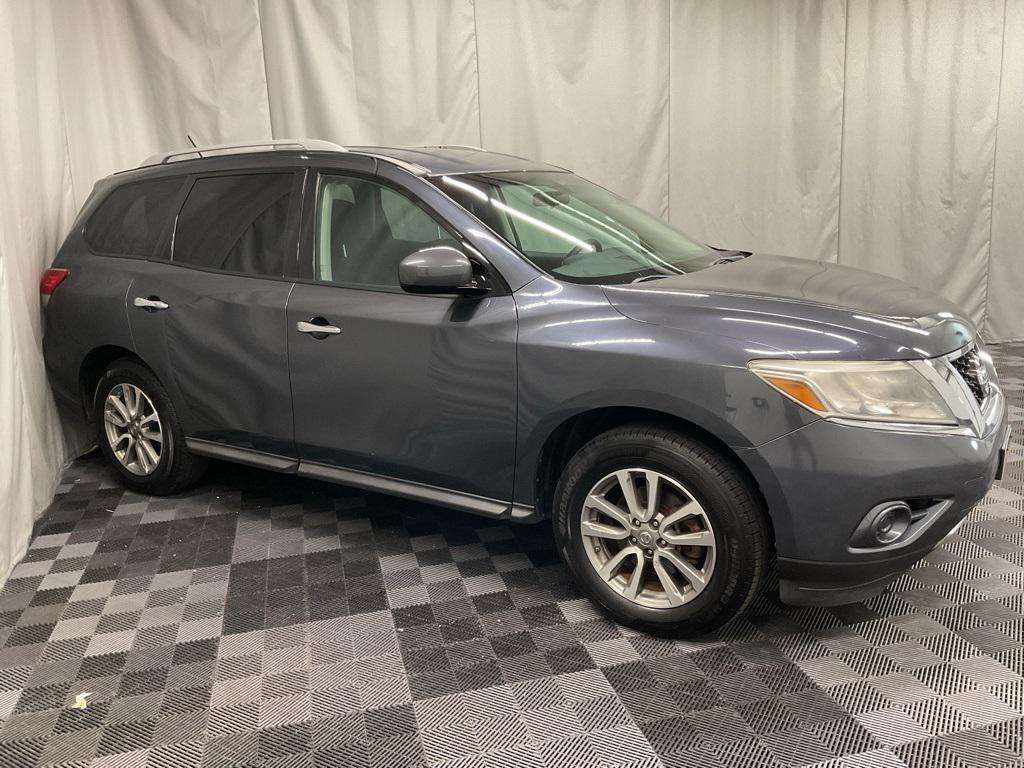 used 2013 Nissan Pathfinder car, priced at $7,900