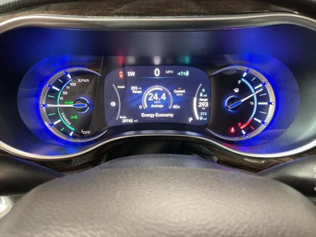 used 2023 Chrysler Pacifica Hybrid car, priced at $34,000