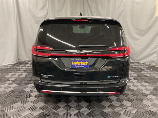 used 2023 Chrysler Pacifica Hybrid car, priced at $35,500