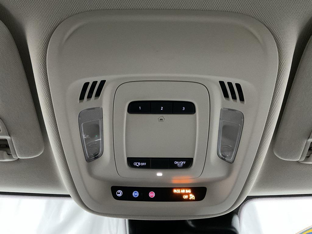 used 2022 Buick Envision car, priced at $26,700