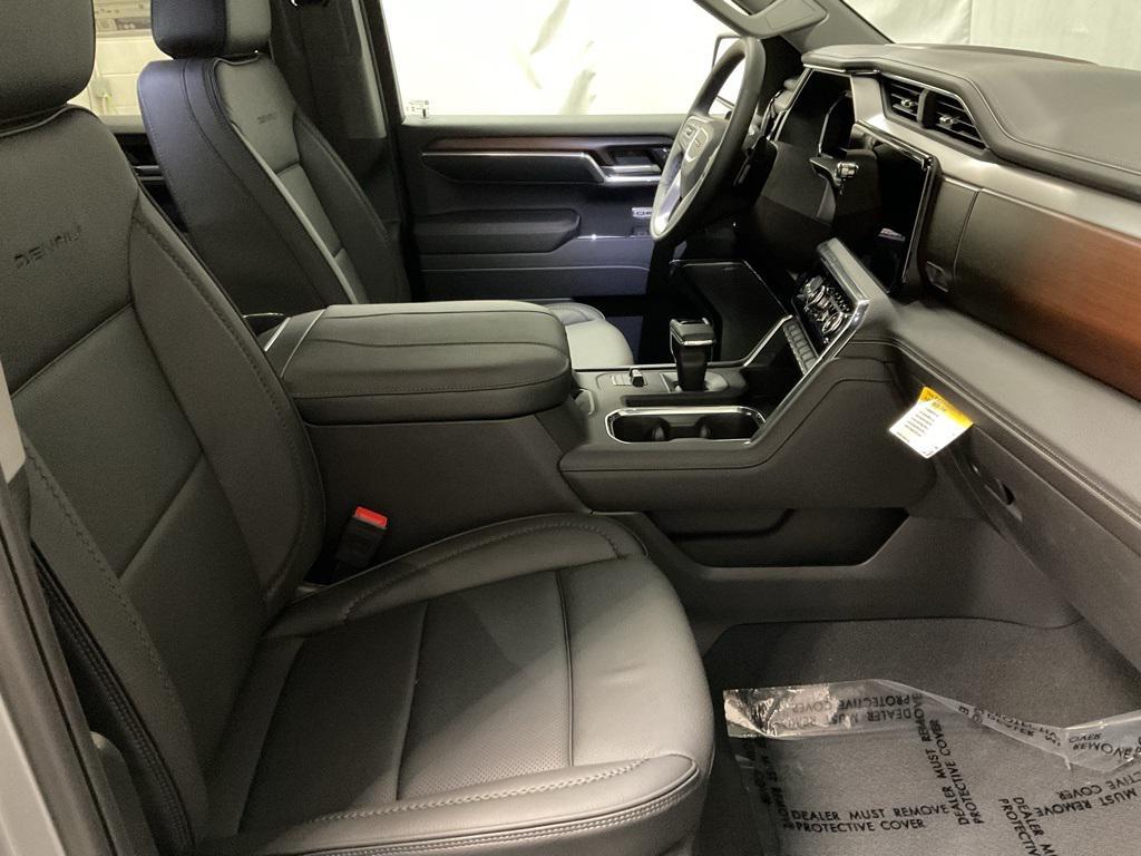 new 2025 GMC Sierra 1500 car, priced at $74,015