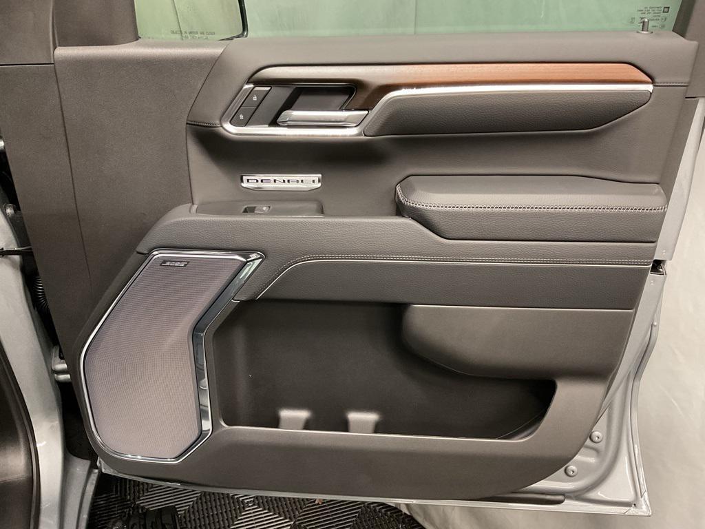 new 2025 GMC Sierra 1500 car, priced at $74,015