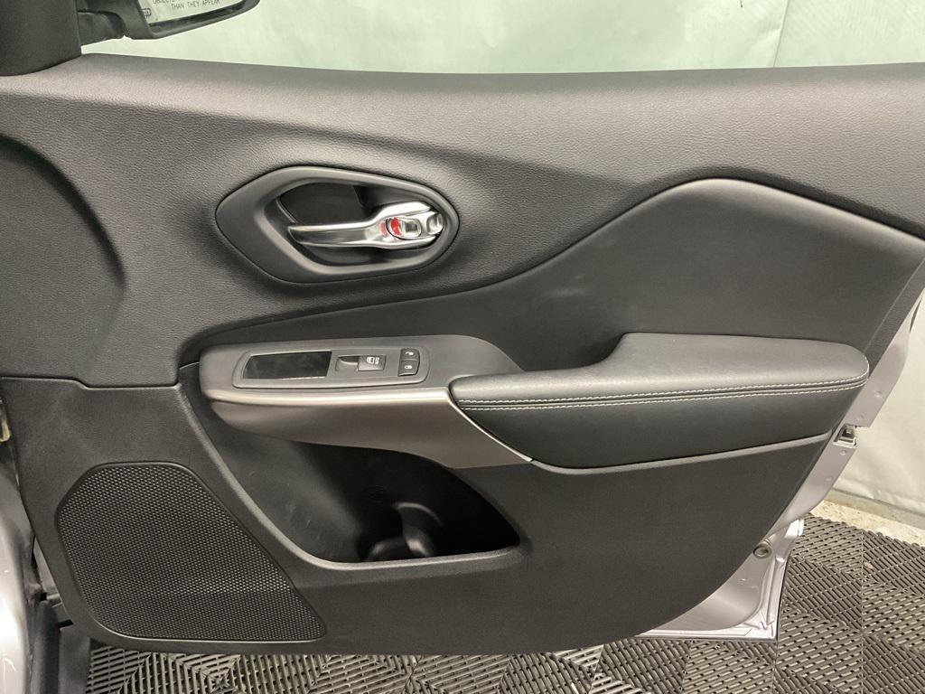 used 2020 Jeep Cherokee car, priced at $20,920