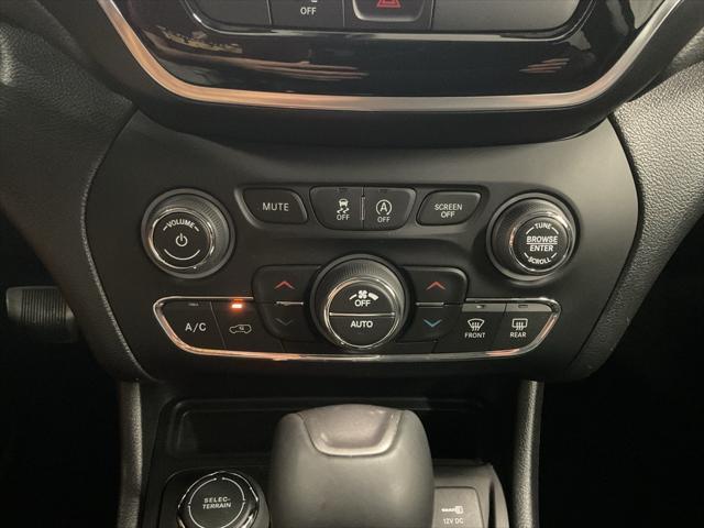 used 2020 Jeep Cherokee car, priced at $21,500