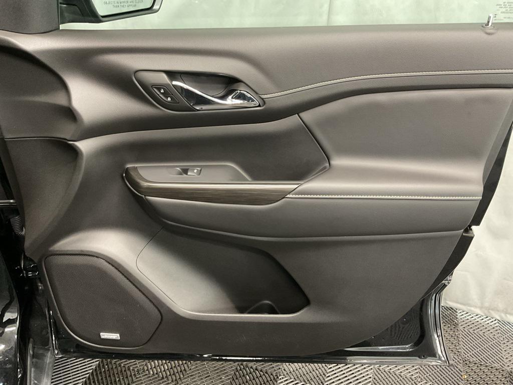 used 2023 GMC Acadia car, priced at $32,200
