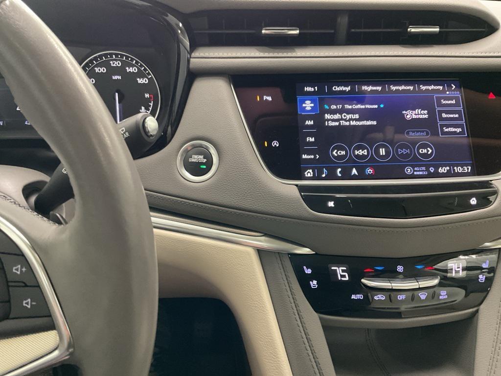 used 2023 Cadillac XT5 car, priced at $32,000