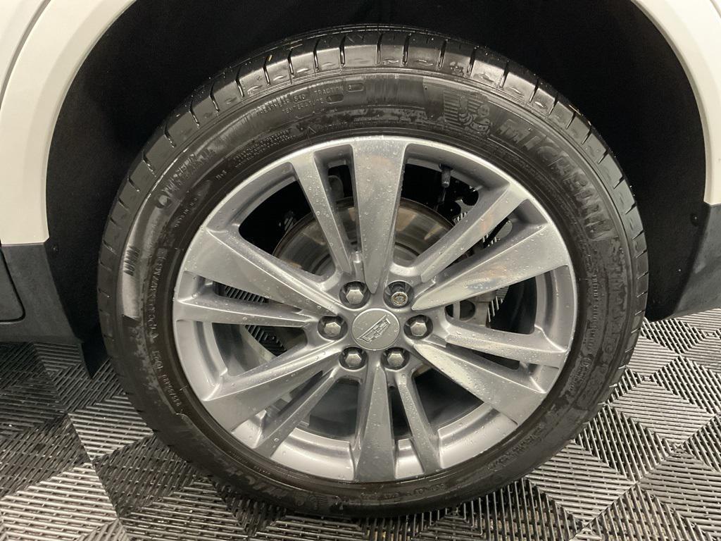 used 2023 Cadillac XT5 car, priced at $32,000