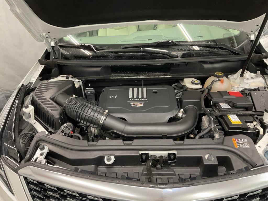 used 2023 Cadillac XT5 car, priced at $32,000