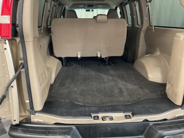 used 2008 GMC Savana 1500 car, priced at $15,900