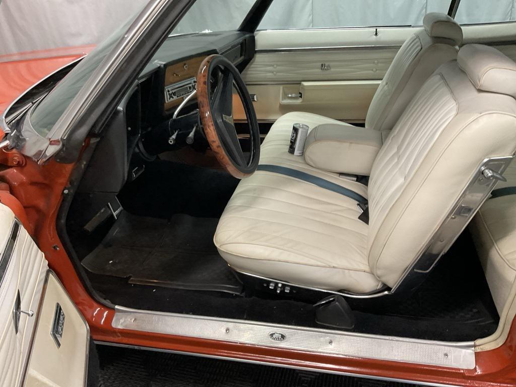 used 1972 Oldsmobile Delta 88 car, priced at $13,500