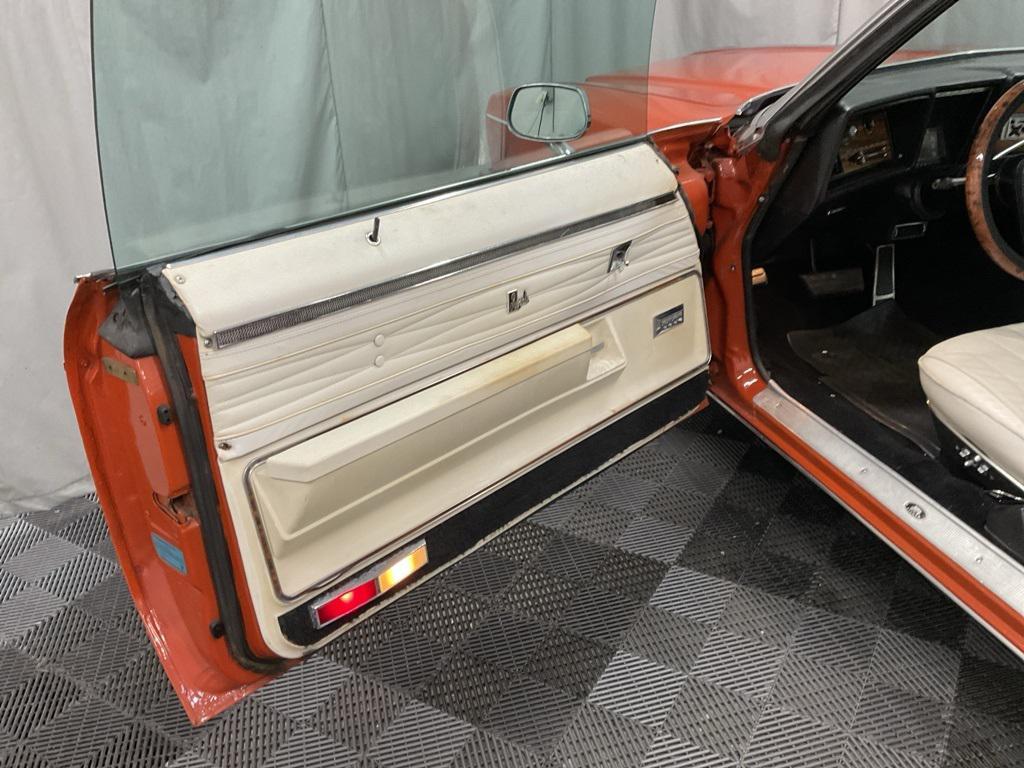 used 1972 Oldsmobile Delta 88 car, priced at $13,500