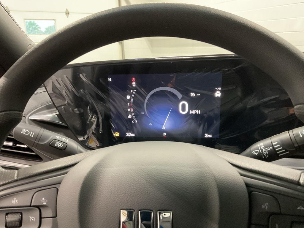 new 2025 Buick Envista car, priced at $25,285