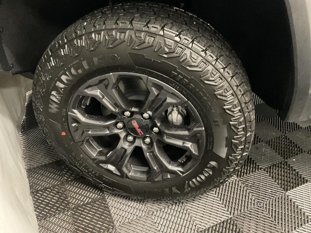 new 2025 GMC Canyon car, priced at $46,920