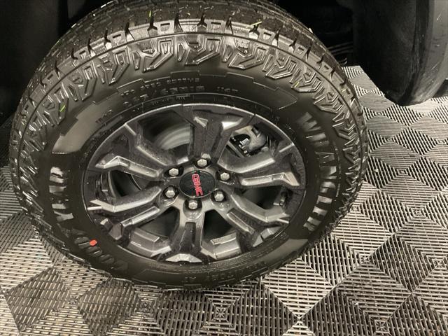 new 2025 GMC Canyon car