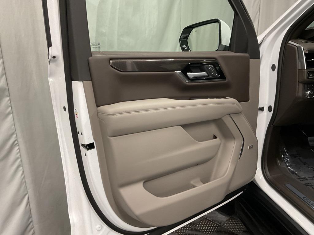 new 2025 GMC Yukon car, priced at $72,215