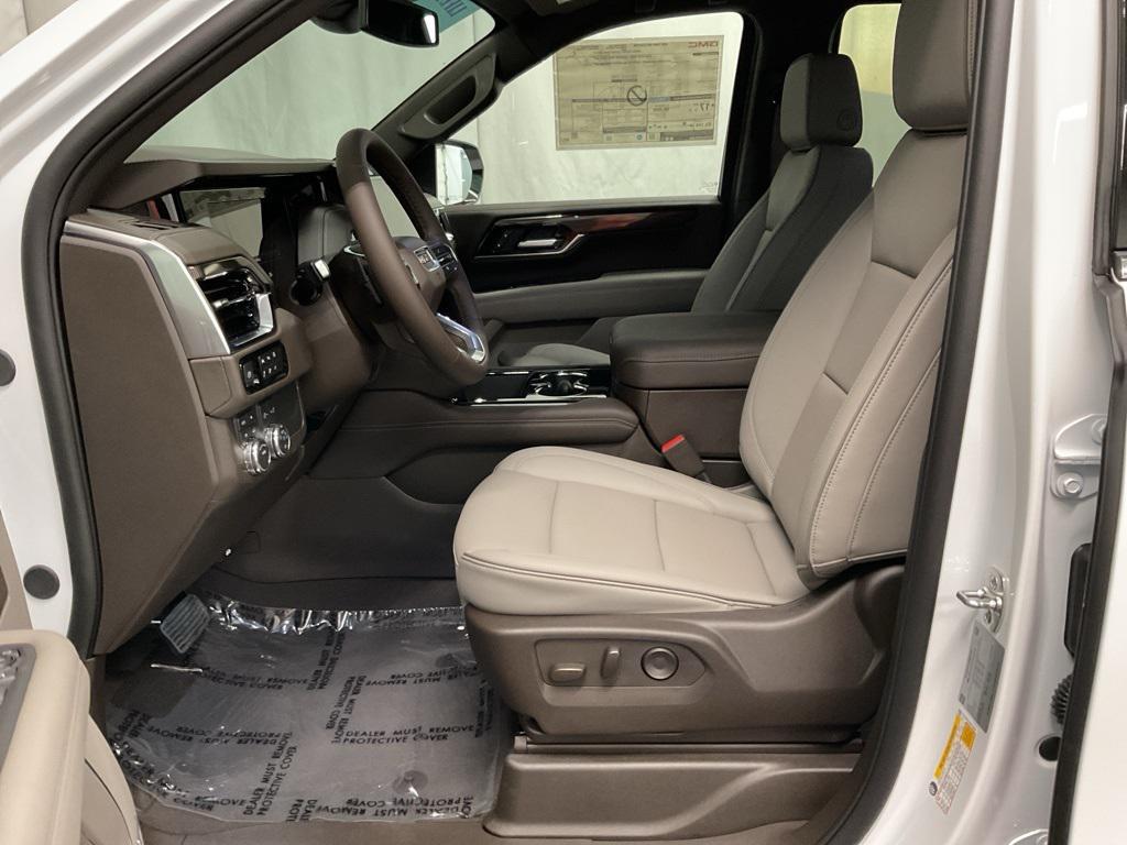 new 2025 GMC Yukon car, priced at $72,215
