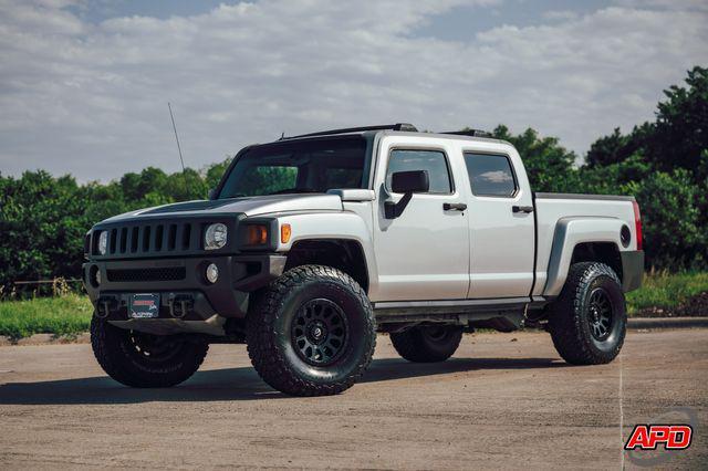 used 2010 Hummer H3T car, priced at $25,995