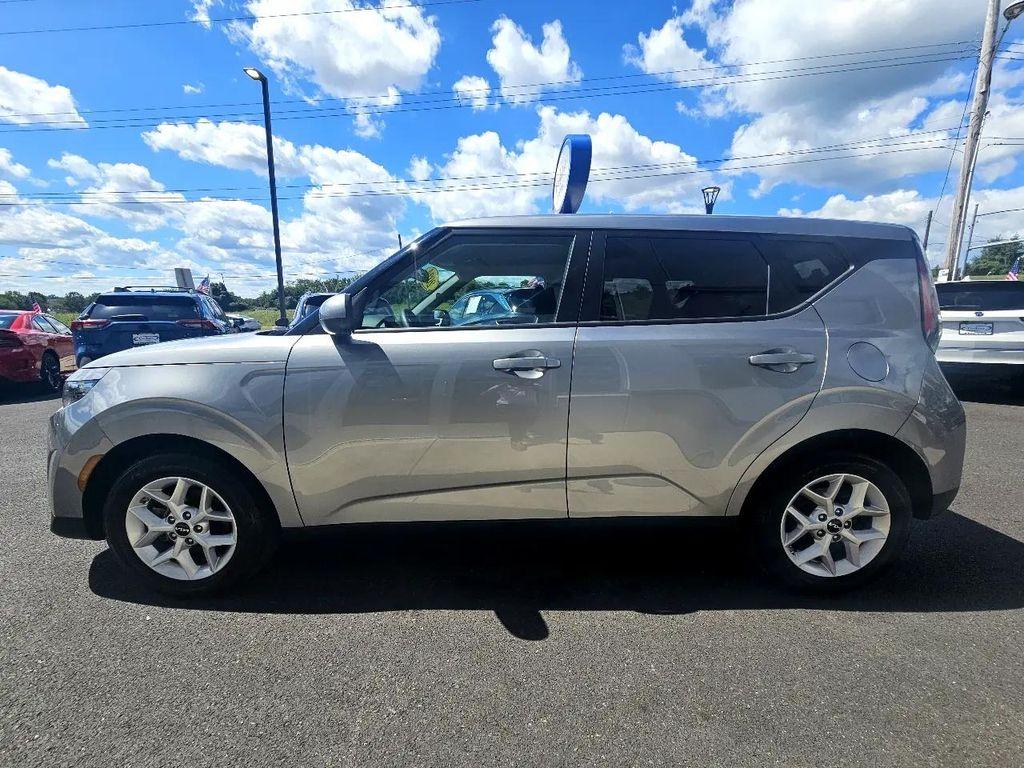 used 2024 Kia Soul car, priced at $18,499