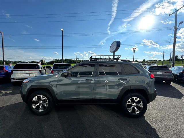 used 2015 Jeep Cherokee car, priced at $9,999