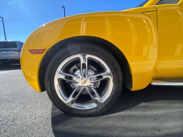 used 2005 Chevrolet SSR car, priced at $26,999