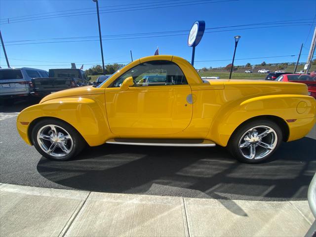 used 2005 Chevrolet SSR car, priced at $26,999