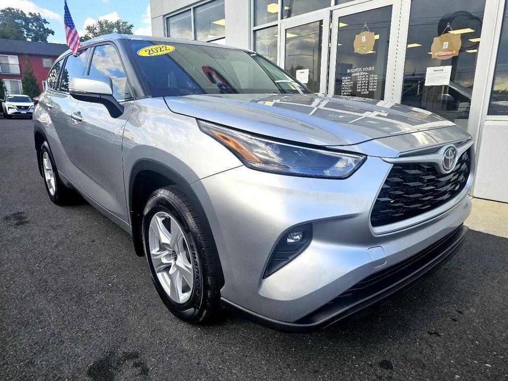used 2022 Toyota Highlander car, priced at $29,999