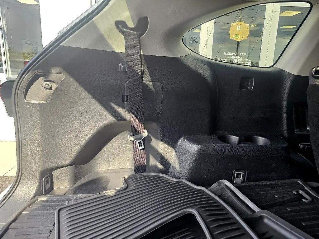 used 2022 Toyota Highlander car, priced at $29,999