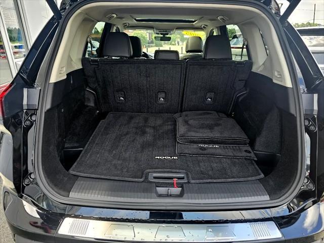 used 2025 Nissan Rogue car, priced at $29,999