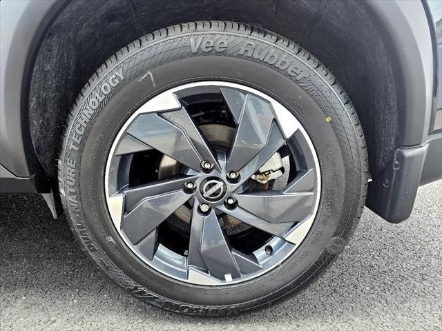 used 2025 Nissan Rogue car, priced at $29,999