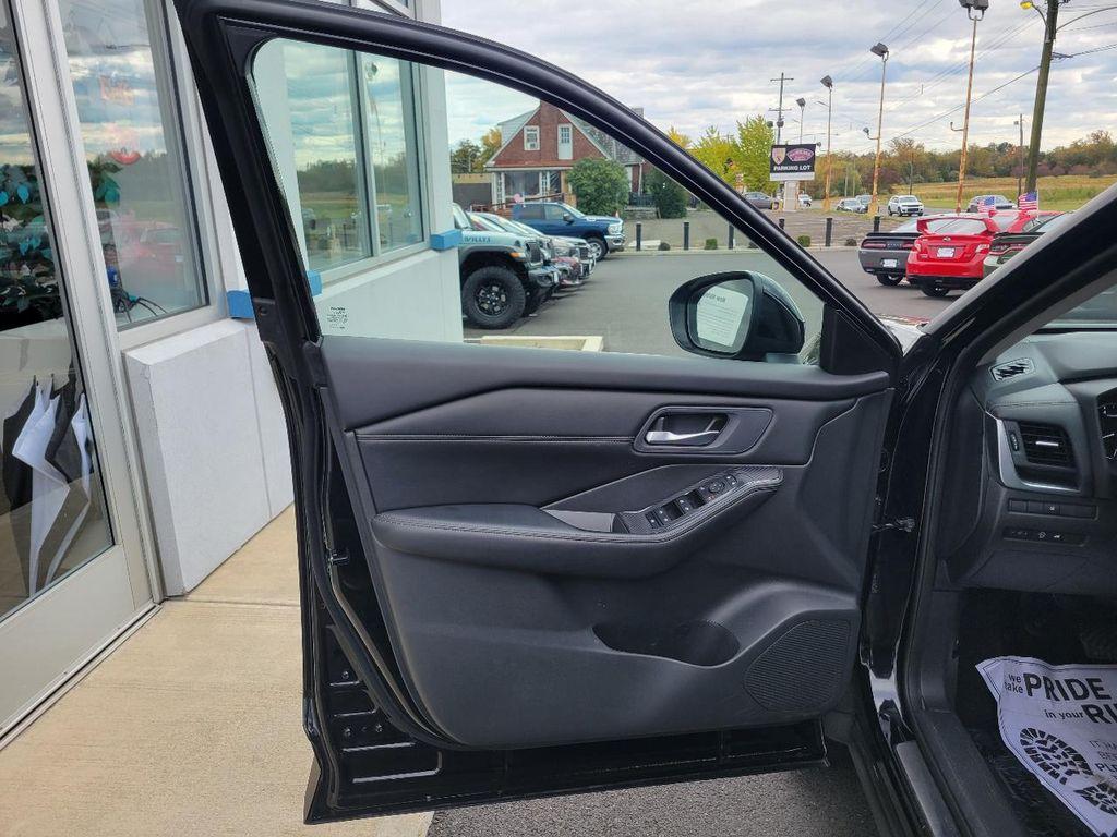 used 2025 Nissan Rogue car, priced at $24,699