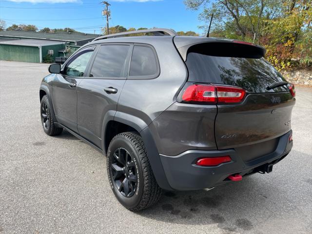 used 2016 Jeep Cherokee car, priced at $11,490