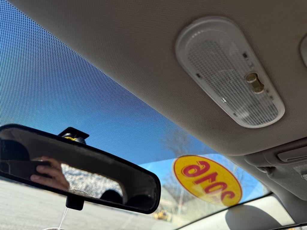 used 2016 Nissan Versa Note car, priced at $5,490