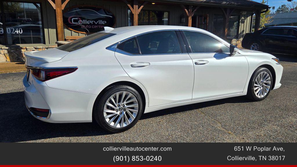 used 2024 Lexus ES 300h car, priced at $44,797
