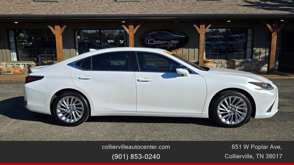 used 2024 Lexus ES 300h car, priced at $44,797