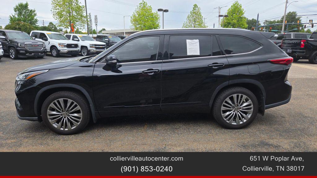used 2021 Toyota Highlander car, priced at $30,599