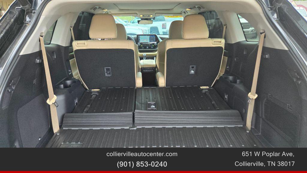 used 2021 Toyota Highlander car, priced at $30,599