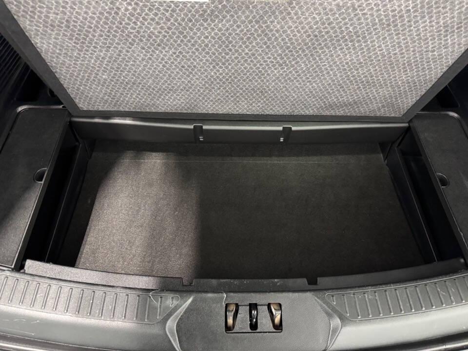 used 2022 Ford Explorer car, priced at $39,933